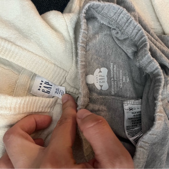 Gap Bundle 18–24months - Picture 3 of 10